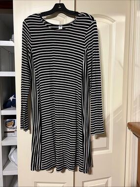 Old Navy Black and White Striped Long-Sleeve Swing Dress
